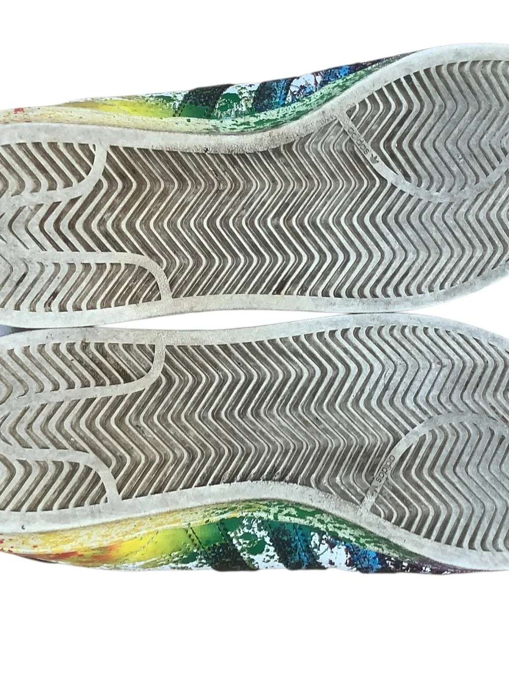 Adidas Superstar Pride Edition Sneakers Rainbow Paint Splatter Shell Toe 11.5